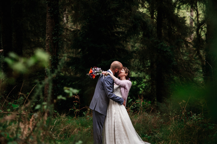 Middle Coombe Farm Wedding Photography (192).jpg